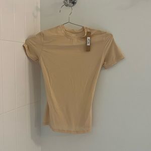 SKIMS SHIRT XXS